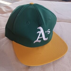 Oakland A's Vintage Twins Snapback Sport Hat MLB Baseball Embroidered